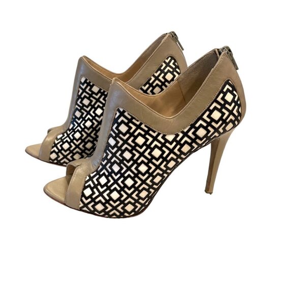 Nicholas Kirkwood Italian Leather Geometric Laser Cut Peep Toe Bootie Stiletto - Picture 3 of 13